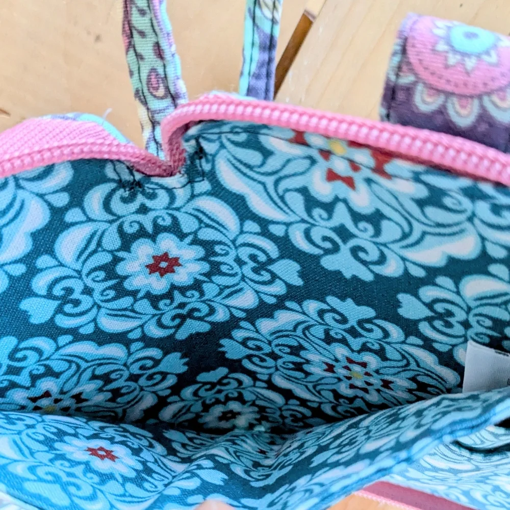 🔴 SOLD 3/$10 Quilted Wristlet Wallet/Phone Case - Picture 7 of 8